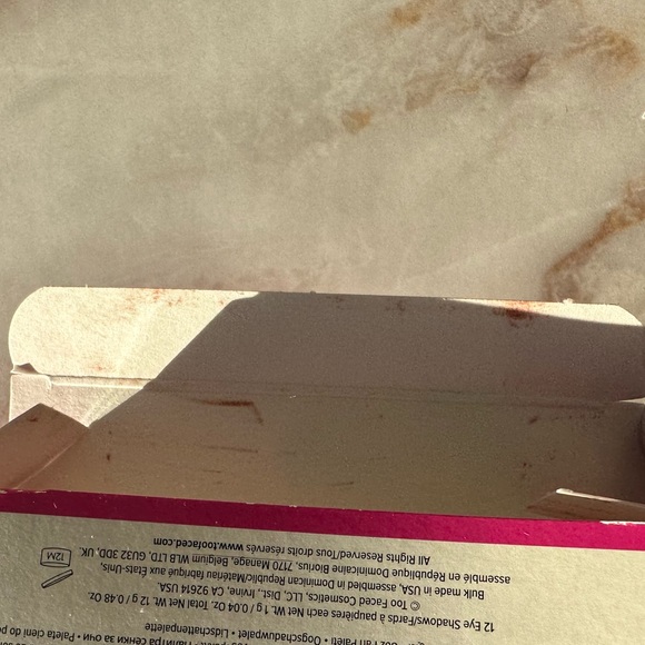 SEE MY NEW LISTING! ✨ 🌴 Too Faced Palm Spring Dreams Palette 🌴 - Picture 12 of 14